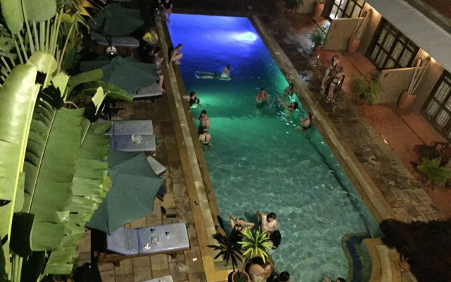 Le René Angkor Boutique