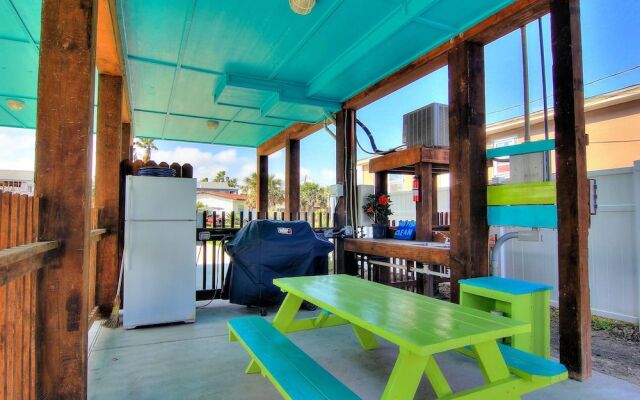 Blue Lagoon 307 by RedAwning