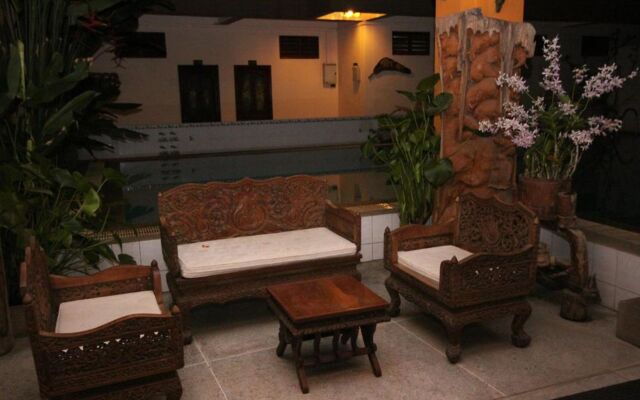 SK House