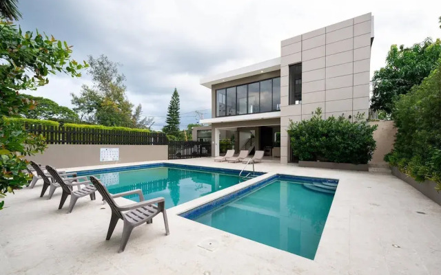 Dream Stay Santiago 3 Bedrooms Gym and Pool