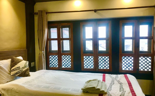 Shiva Guest House