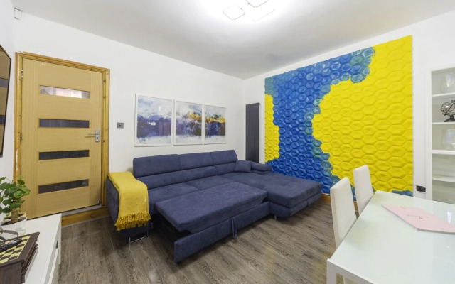 Charming 5-bed House in Birmingham
