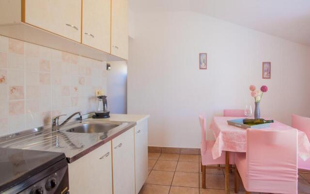 Apartmani Komešić