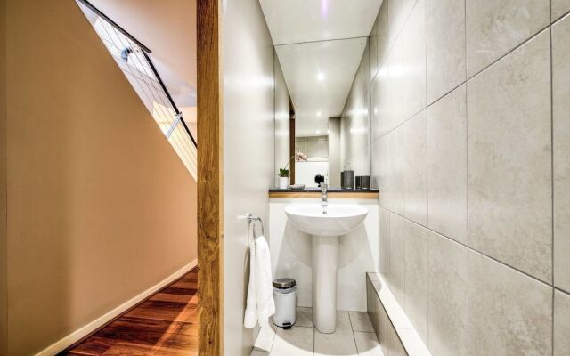 Stunning&modern 3bedroom Mews House With Parking