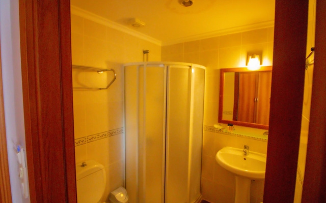 Celeste Hotel
