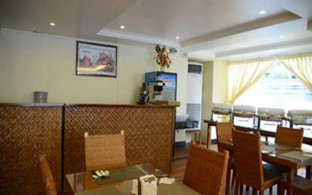 Hotel War Dan