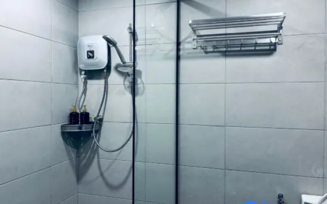 All-You-Need Room for 4 | Walk & Drive Around to Tourist Hotspot | Eden – Bathroom – Malacca