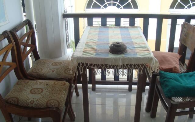 Fort Inn Guest