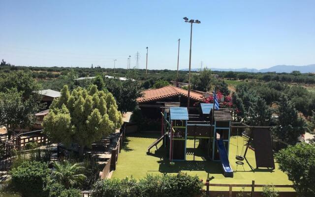 Arion Stables & Apartments