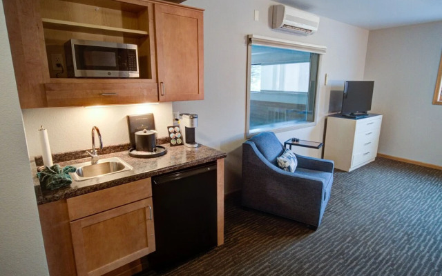 Beacon Pointe on Lake Superior