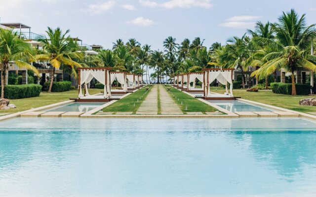 Sublime Samana Hotel & Residences