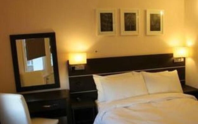 Baytree Hotel