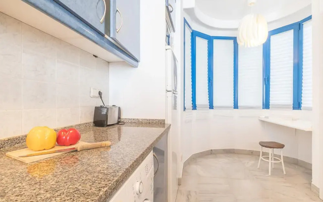 Marbella Pool House Gf55on sea Shore