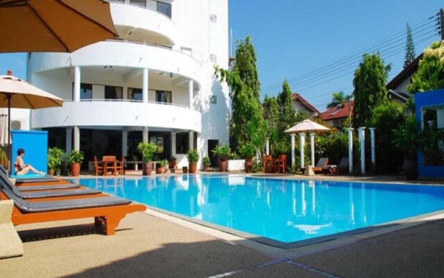 Nai Harn Villa