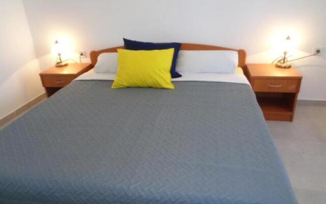 Guesthouse Lopar (824)
