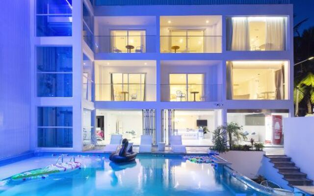 Sanya Tianbian that sea B&B (Yalongwan Bohou Branch)