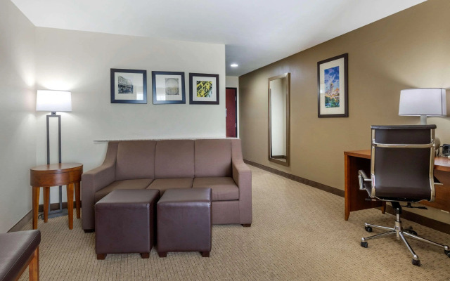 Comfort Suites Pflugerville - Austin North