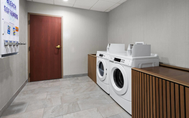 Wingate by Wyndham Buckhannon