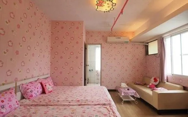 Peter Rabbit cozy nest