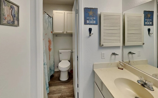 Bay House Condos #2106 - La Buena Vida