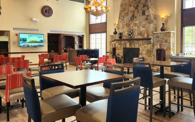 Comfort Inn & Suites Mount Pocono