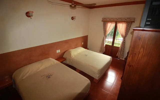 Hotel & Suites Posada Molina