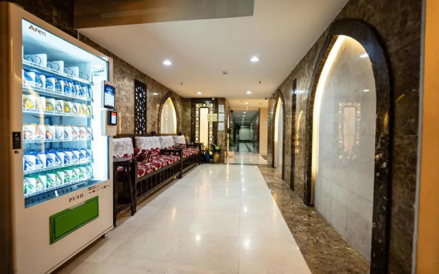 Rizq Palace Hotel
