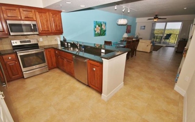 Oceanwalk 17-603 Apartment 3