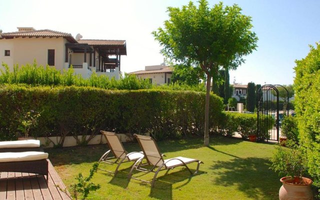 2 Bedroom Apartment Kalypso With Private Garden Aphrodite Hills Resort
