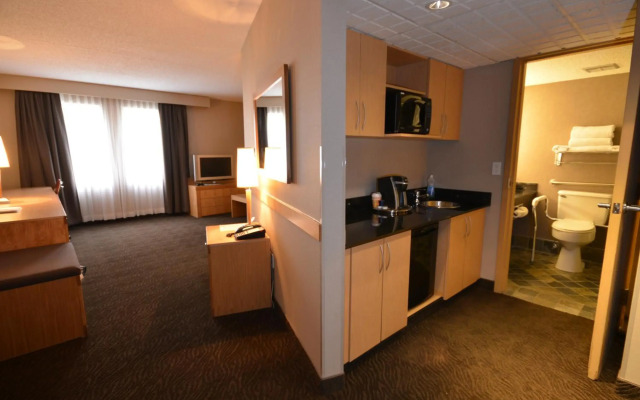 iHOTEL & Conference Center Red Deer