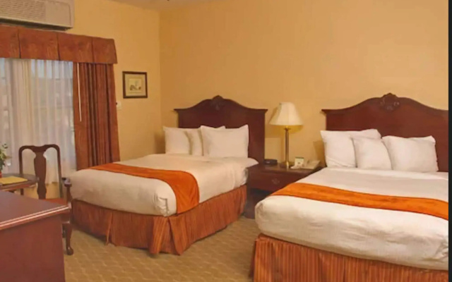 Historic Santa Maria Inn