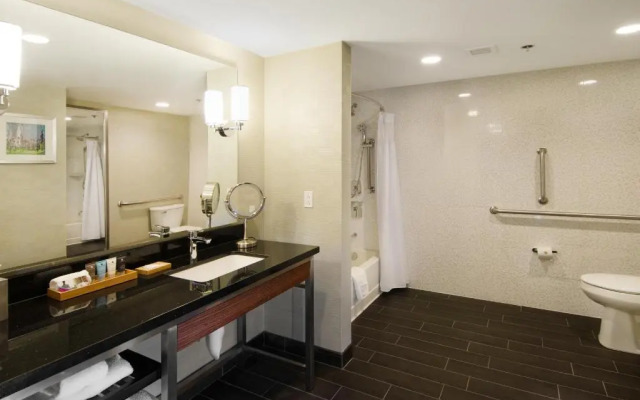 Crowne Plaza Princeton-Conference Center by IHG