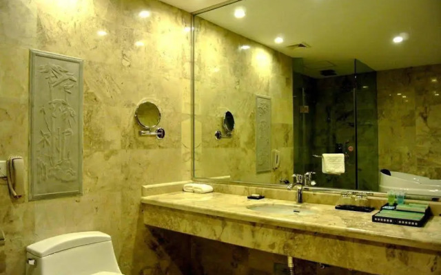 Mer Jade Crown Jianguo Hotel