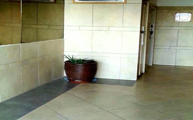 Wow Residence