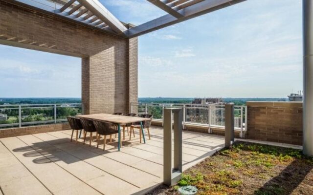 Global Luxury Suites Bethesda Chevy Chase