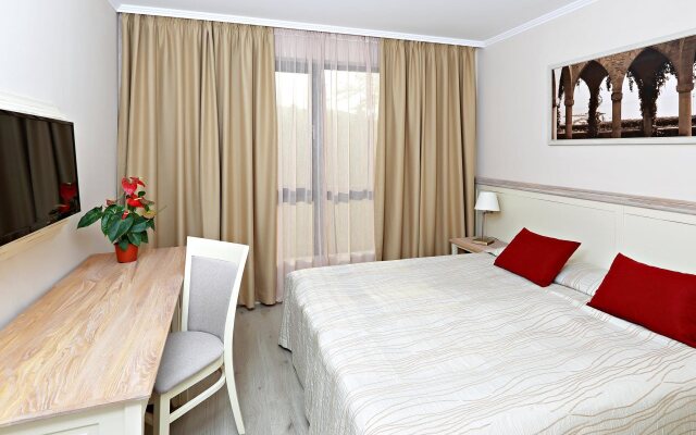 White Rock Castle Suite Hotel & SPA