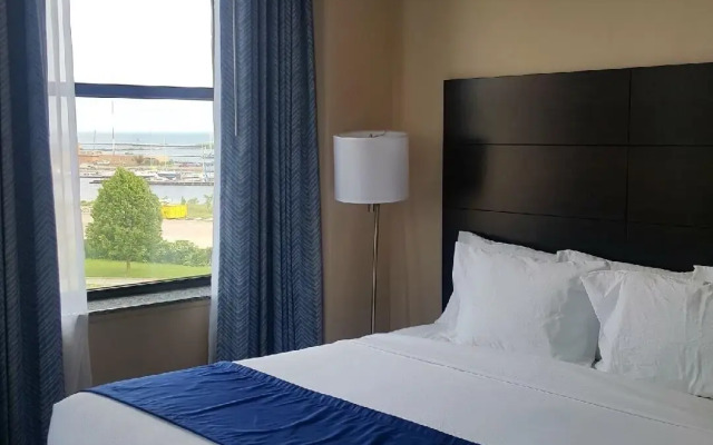 Ariel Broadway Hotel