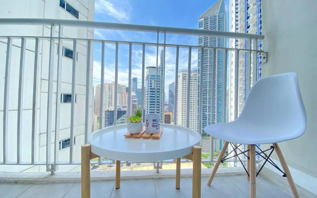 2 Bedroom Condo in Jazz Makati
