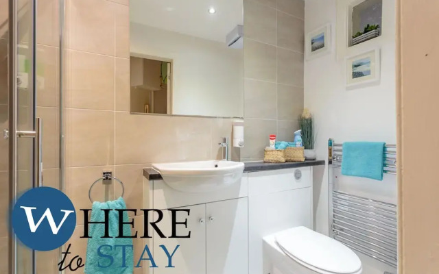 Beautiful 2bed Ground-f Pitt St. Apartment