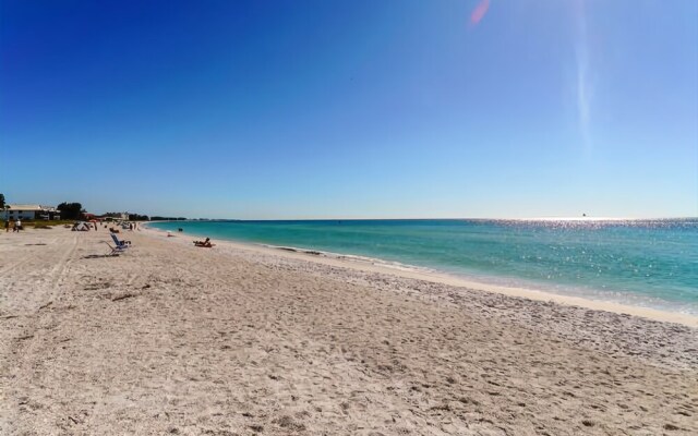 Nautilus-117 2 Bedrooms 2 Bathrooms Condo