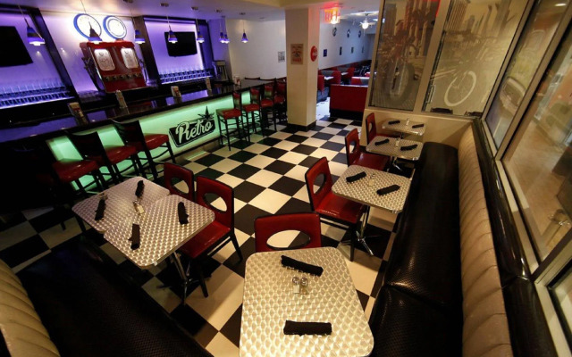 Holiday Inn NYC - Lower East Side by IHG