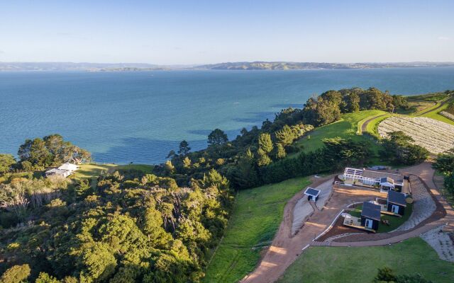 Woodside Bay Chalets