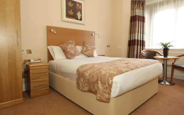Weetwood Hall Estate