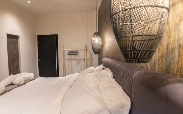 Trikala Mall Suites !