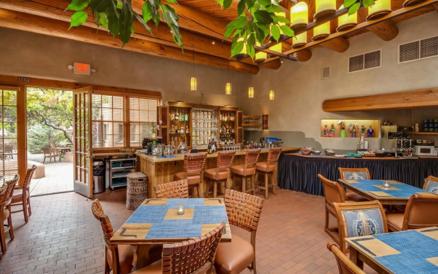 Inn on the Alameda