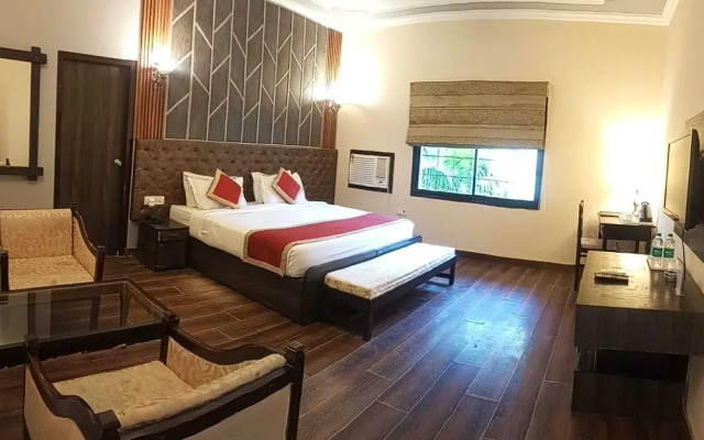 Glitz Ranthambore Safari Resort