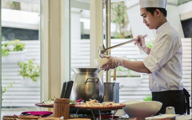 Mercure Hanoi La Gare