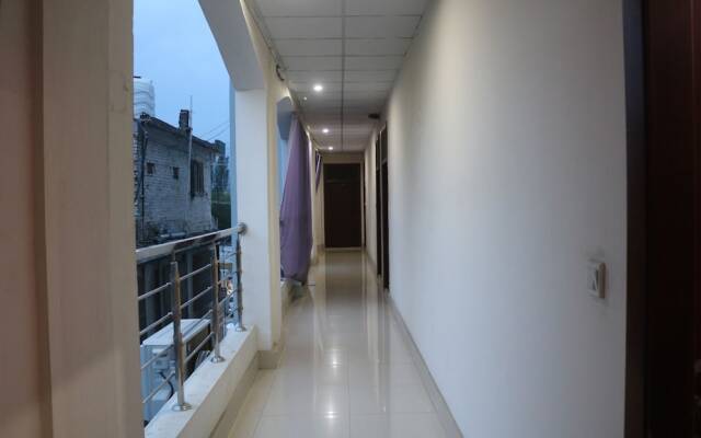 Happyland Hotel Fizagat