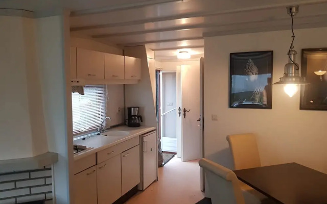 Cosy Chalet in Schoonloo with Garden