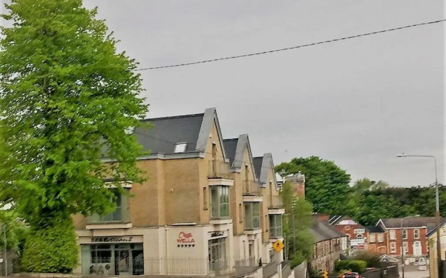Apartment 3, Oakleigh House, Donnybrook Hill, Douglas Cork